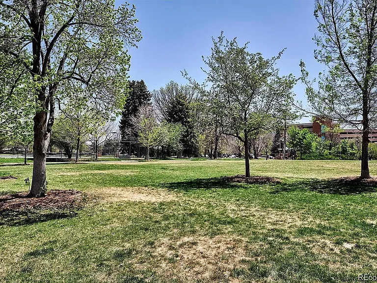 1190 N Clermont St #101 — Photo 4