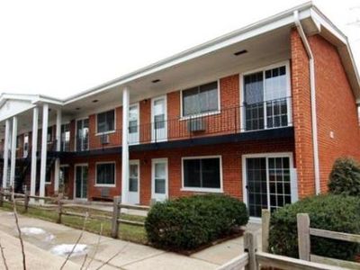 323 N Princeton Ave APT 2, Villa Park, IL, 60181
