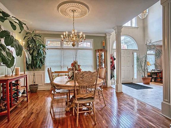 5th image of 11 Sunset Ct