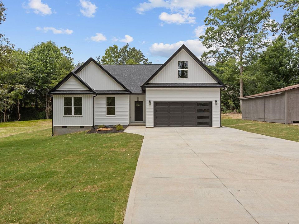1st image of 215 Timberlane Rd
