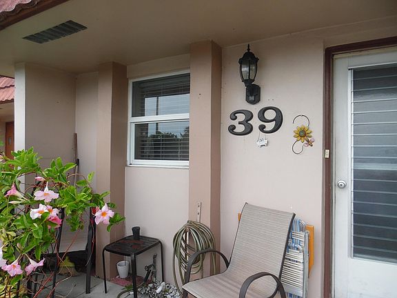 2nd image of 5725 Fernley Drive E #39