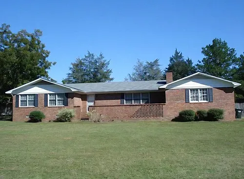 2201 Central Ave N Photo 1