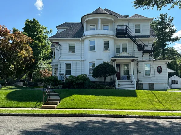 45 Greenwood Ave #6, Madison, NJ 07940