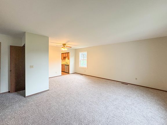 2nd image of 2137 Ivy Ct