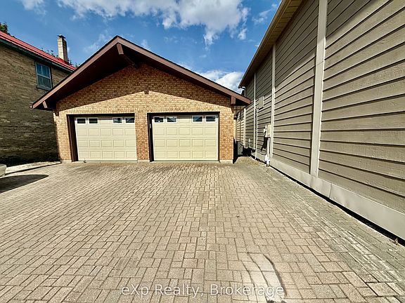 5th image of 108 Elora St