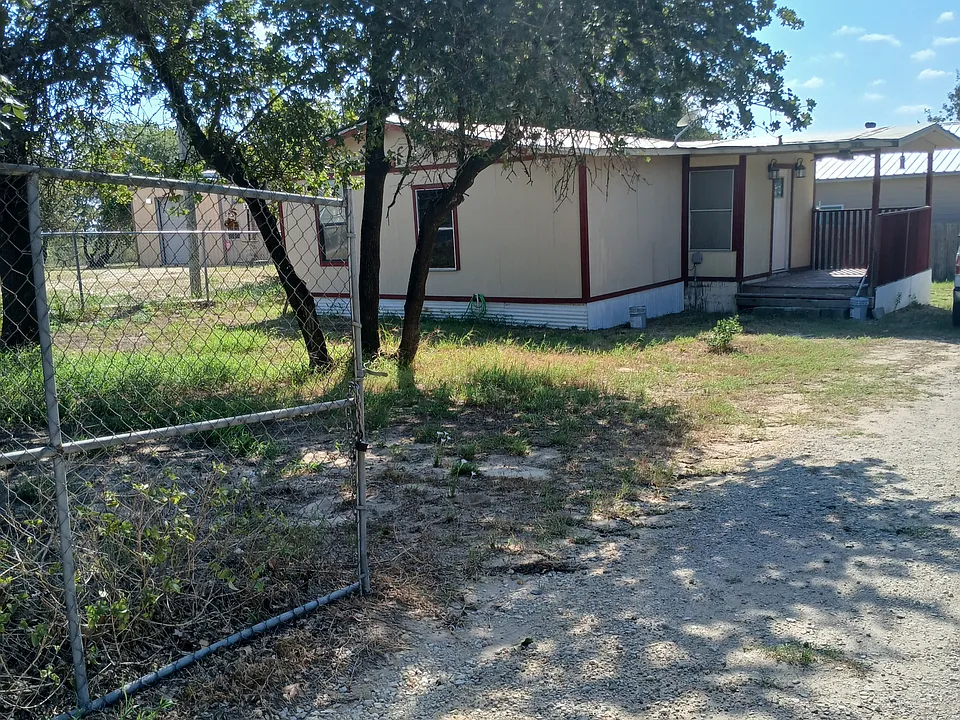1039 County Road 6846 #1