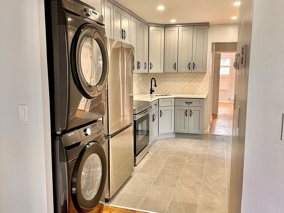 1st image of 812 Brinsmade Ave Floor 2