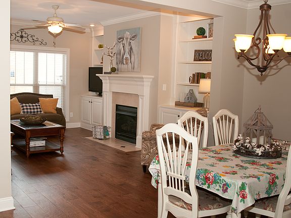 Open living & dining!