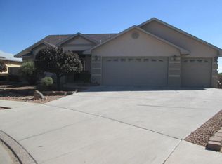 841 Pinzon St NW, Los Lunas, NM 87031