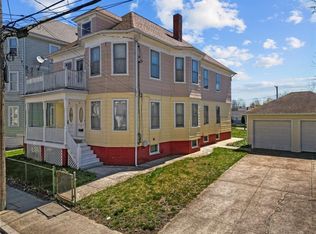 71-73 Vandewater St, Providence, RI 02908