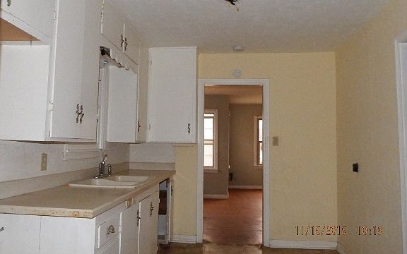 3rd image of 28 NW 28th St