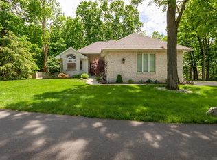 3548 E High Point Ln, Pt Clinton, OH 43452
