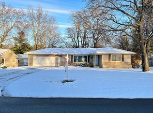 8719 Dolphin St, Portage, MI 49024