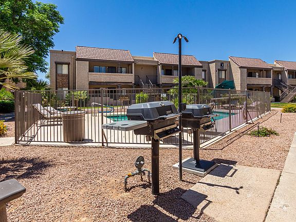 Additional BBQ for cook outs at pool 2!