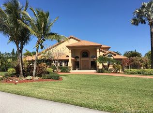 11871 SW 43rd St, Davie, FL 33330