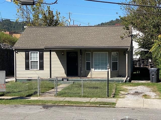 1st image of 101 Oglewood Ave
