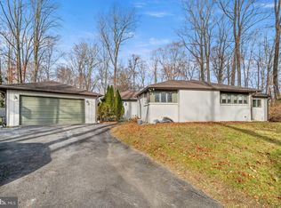 613 Whiteland Hunt Rd, Downingtown, PA 19335