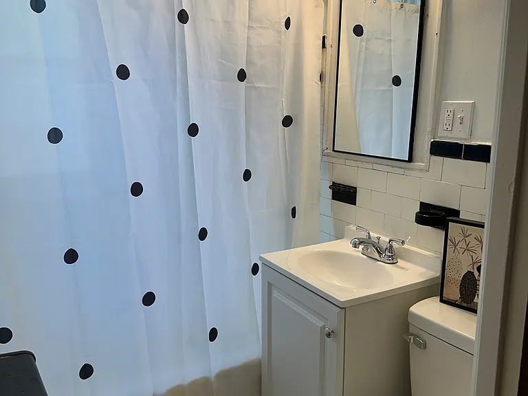 705 W Market St #211 — Photo 11