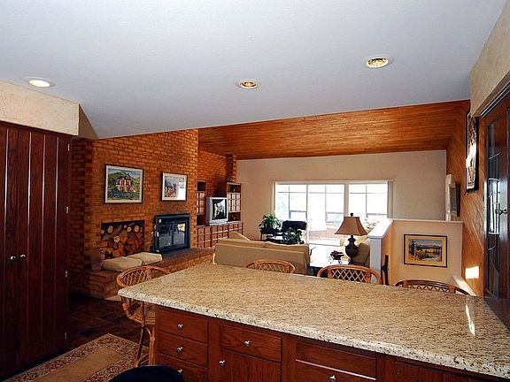 3rd image of 21626 Panorama Dr