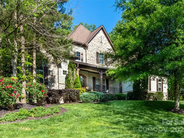 16805 Reinsch Dr, Davidson, NC 28036