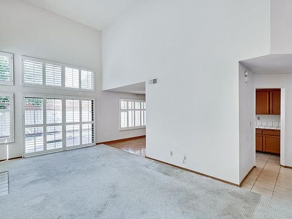 5th image of 791 Ridgeview Ter