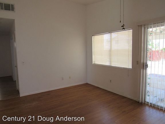 5th image of 1153 Langhorn St