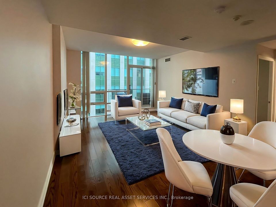 1st image of 263 Wellington St W #Penthouse 05