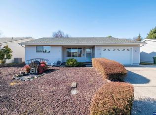 309 S Columbia Dr, Woodburn, OR 97071