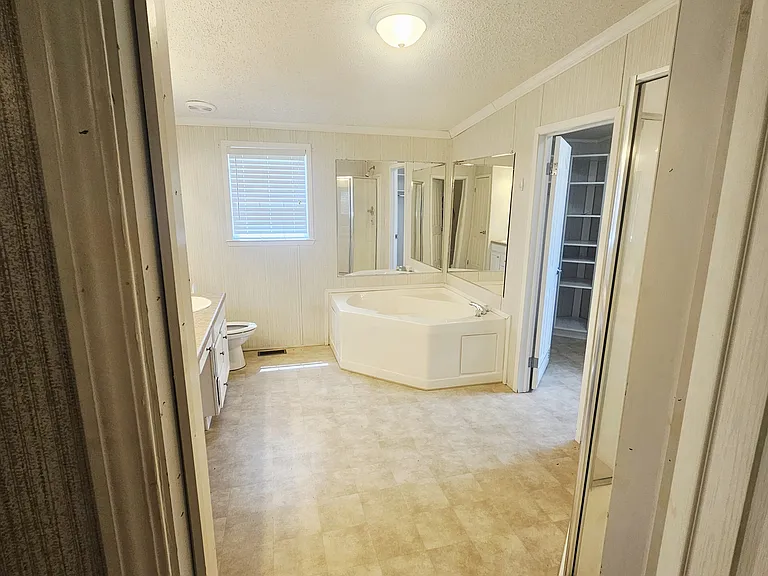 15160 Jim Mayers Rd — Photo 13