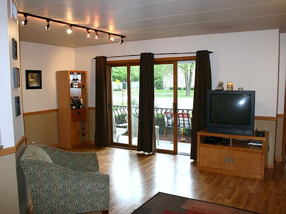 living and dining room