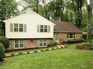 309 Brighton Dr, North Chesterfield, VA 23235