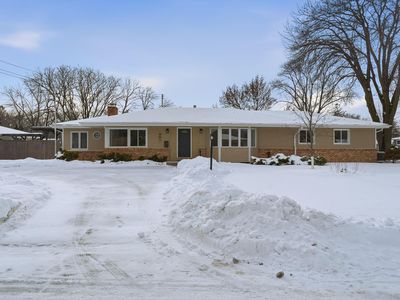 401 E 99th St, Bloomington, MN, 55420