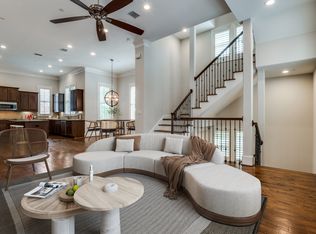 2110 Helsminster Dr, Dallas, TX 75201