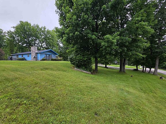3rd image of 2091 Lakeside Dr Lot 40-41