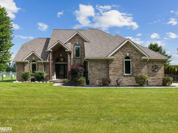 67099 Hartway Rd, Ray, MI 48096