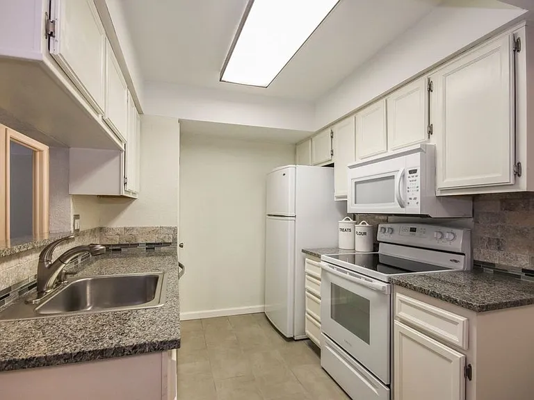 2850 E 90th St #1205 — Photo 2