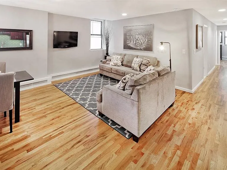 132 Adams St #1 — Photo 4