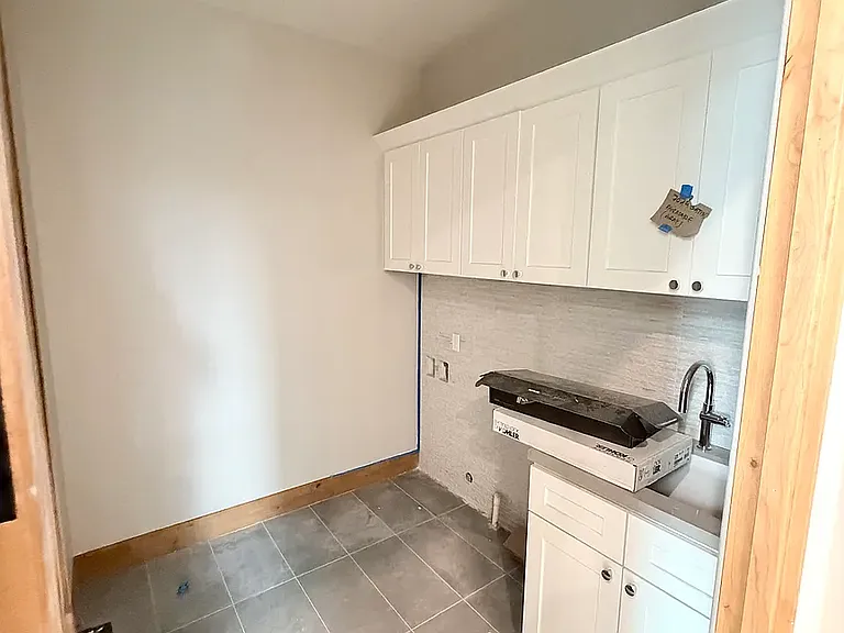 1139 Roy Ave — Photo 43