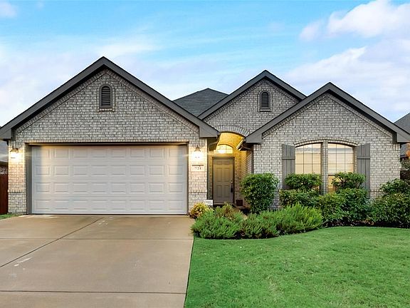 5th image of 721 Ravenwood Dr