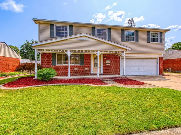 9841 Roosevelt St, Taylor, MI 48180