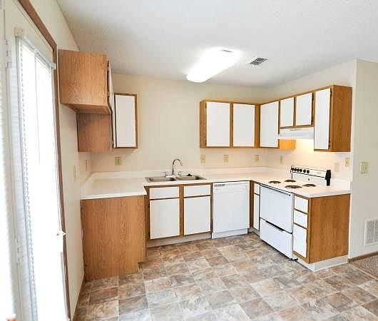 1st image of 7320 E Broad St APT 105