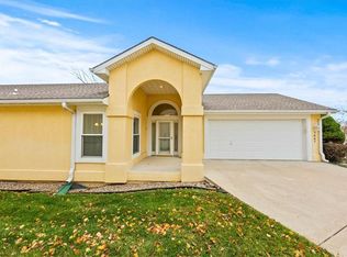 7907 N Cherry St, Gladstone, MO 64118