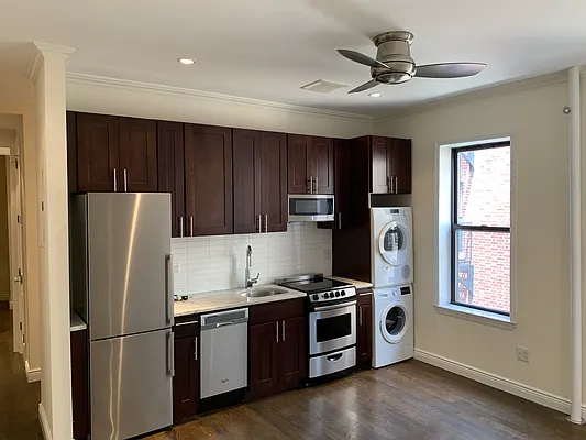 Rented by Avenues Real Estate | media 23