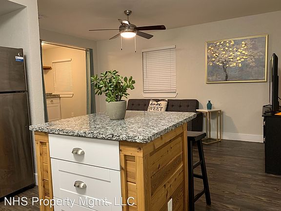4th image of 5928 Fletcher Ave #17