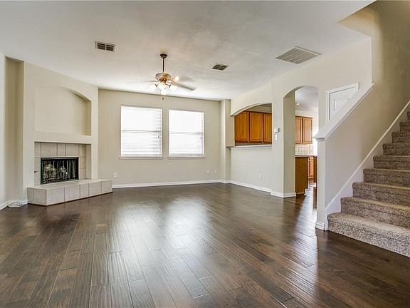2nd image of 1205 Mobile Ln