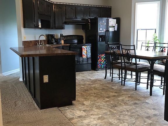 4th image of 1241 McLaughlin Dr