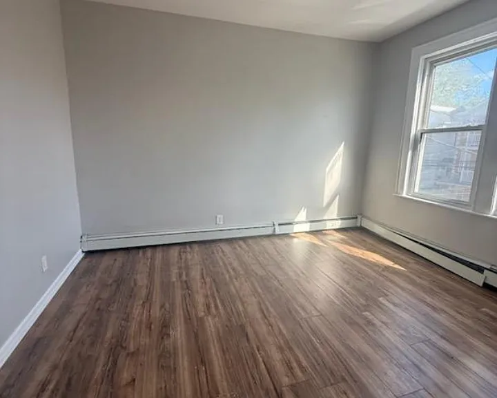 53 Tillinghast St #R2 — Photo 4