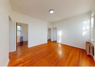 380 Saint Marks Pl FLOOR 2, Staten Island, NY 10301