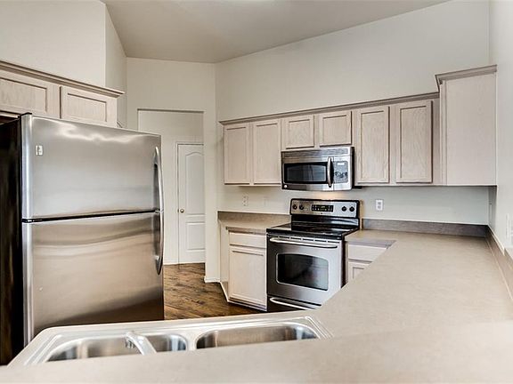 2nd image of 2028 Falls Creek Dr