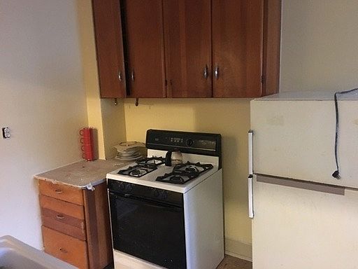 5th image of 10515 Parkhurst Dr APT 4